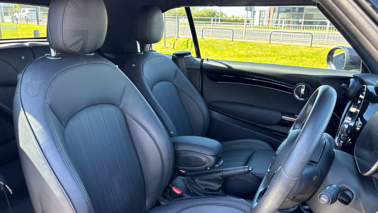 MINI Convertible 1.5 Cooper Exclusive Premium 2dr Auto Petrol Convertible
